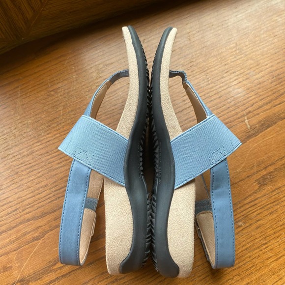 NIB Vionic Rest Danita Adjustable T-Strap Sandals In Sky Sz 6.5 - Picture 8 of 13